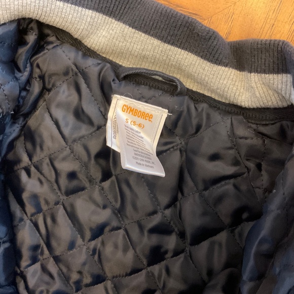 ๐ GYMBOREE boys varsity jacket - size 5/6 - Picture 3 of 5